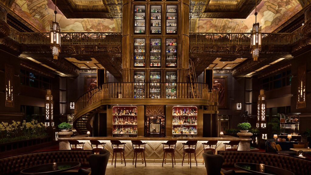 13 Best Bars in Singapore, According to a Local