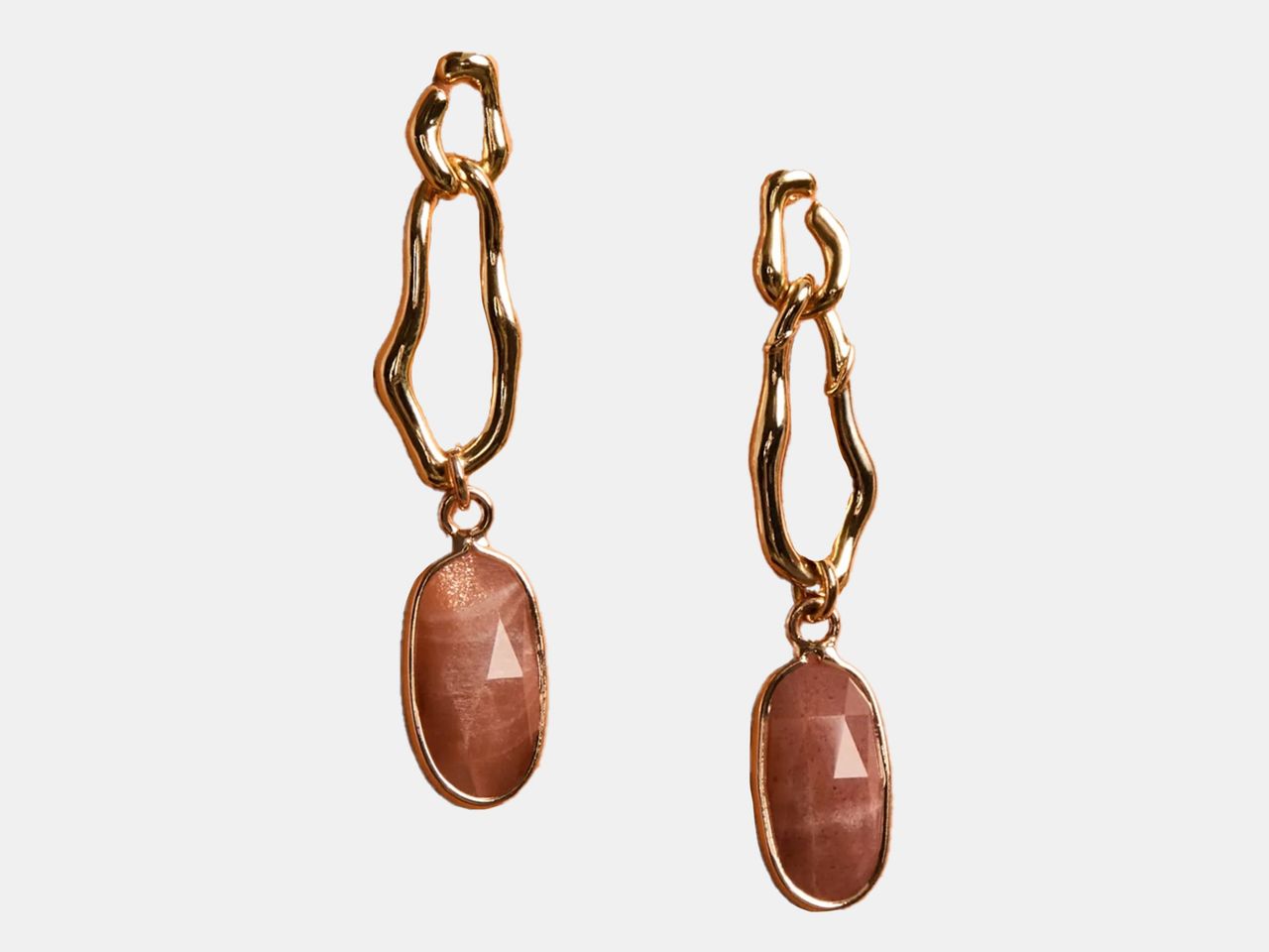 gold earrings