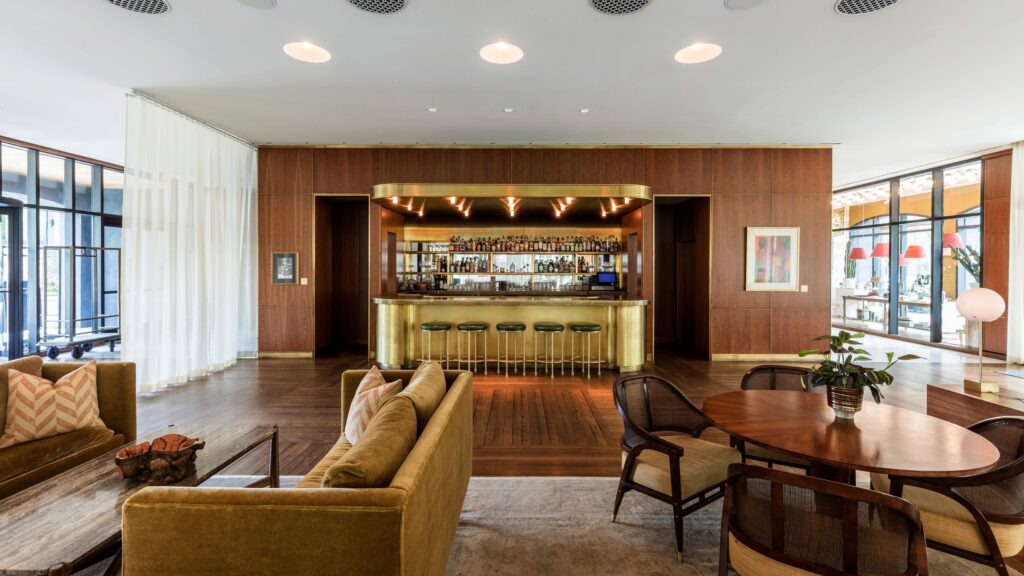 18 Best Bars in Charleston for Wine Bars, Dives, and Rooftops