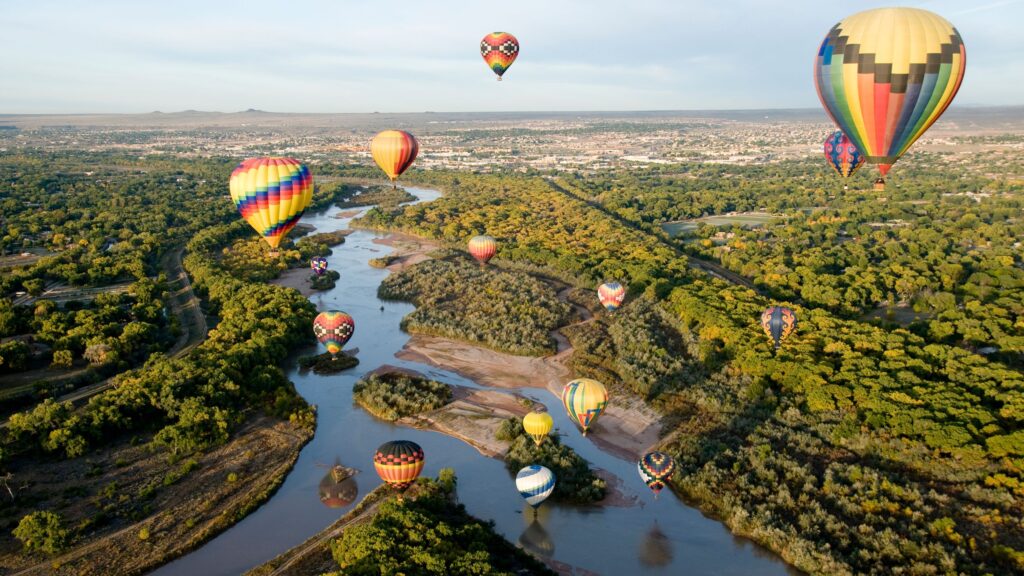 19 Best Family Vacation Spots in the US