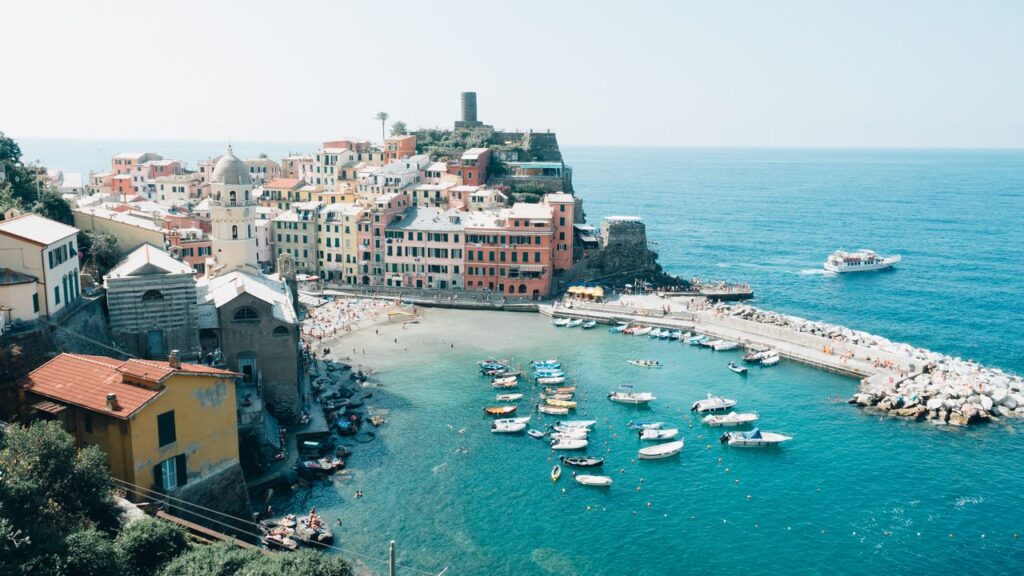 27 Best Spring Travel Deals to Book This May