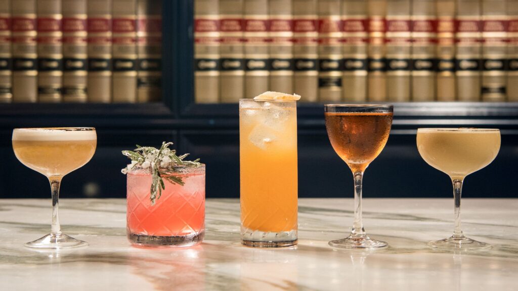 36 Best Bars in Chicago, According to a Local