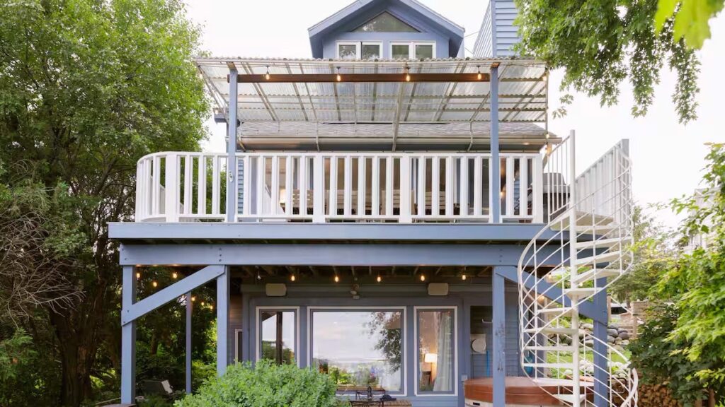 The Best Game-Day Airbnbs in Madison, Wisconsin