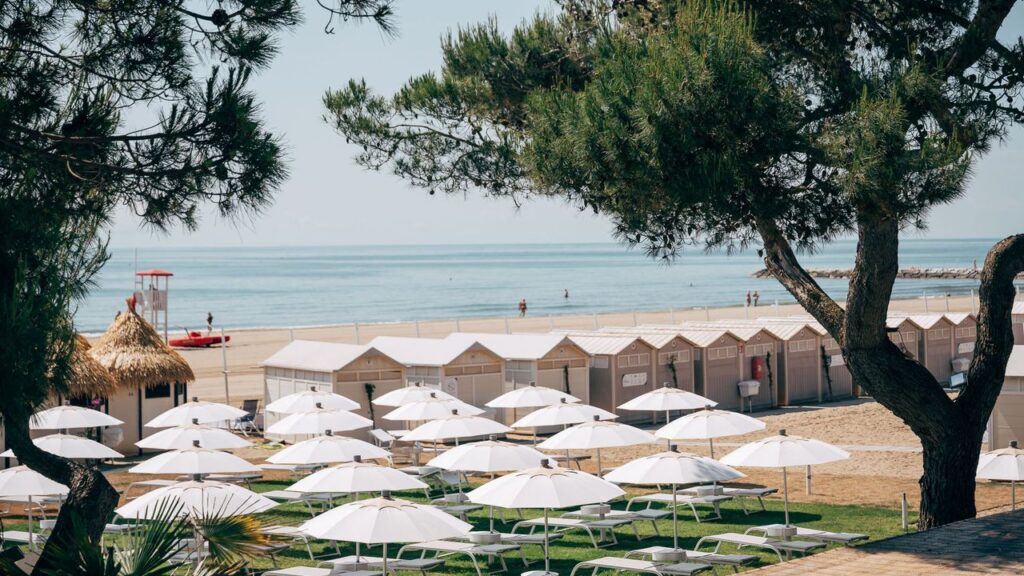 7 Best Beaches in Venice for Swimming in the Adriatic Sea or the Venetian Lagoon