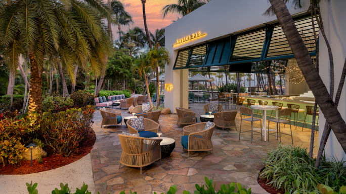 Hilton Sunset Bar