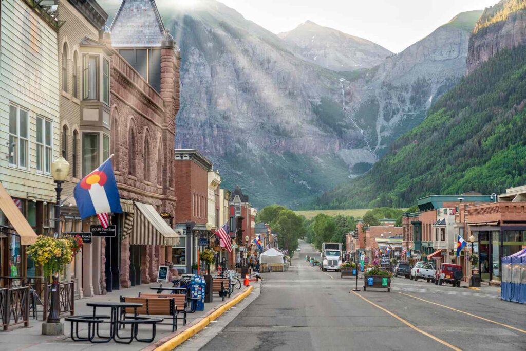 The 10 best Colorado mountain towns, according to a local lifelong resident 10 Best Colorado Mountain Towns, According to a Lifelong Local