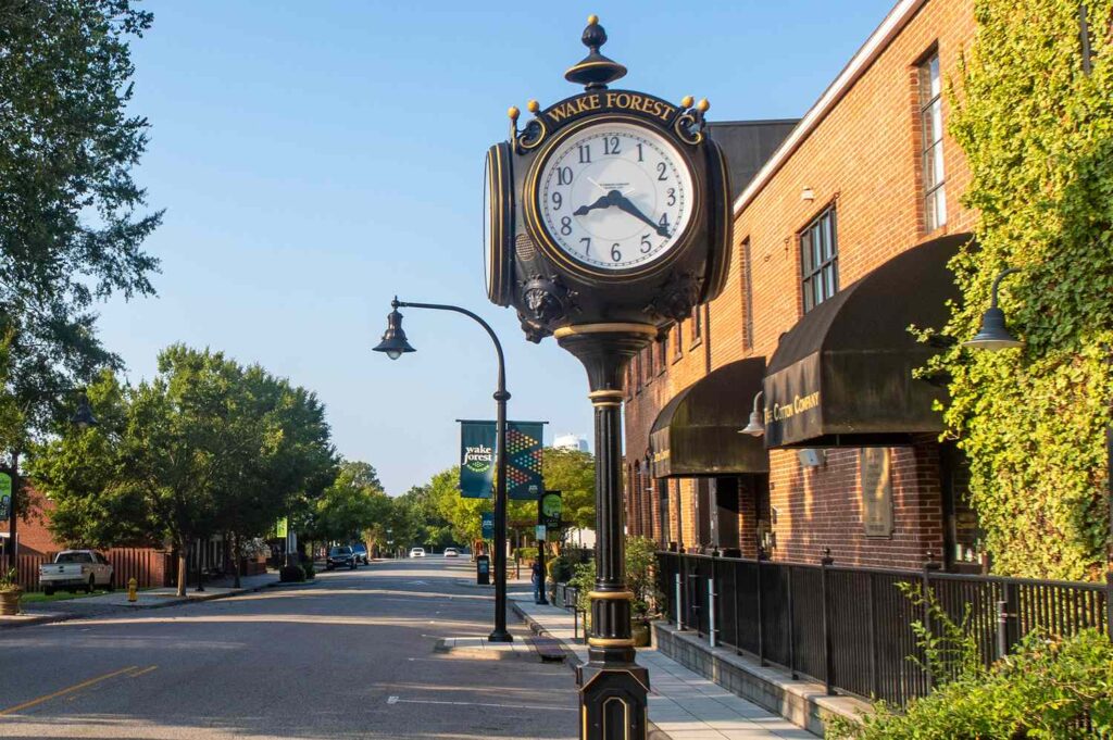 Right Now, New Data Shows This is the Best Suburb in the U.S. New data shows that the best time to move is now This Is the Best Suburb to Move to in the U.S. Right Now, According to New Data