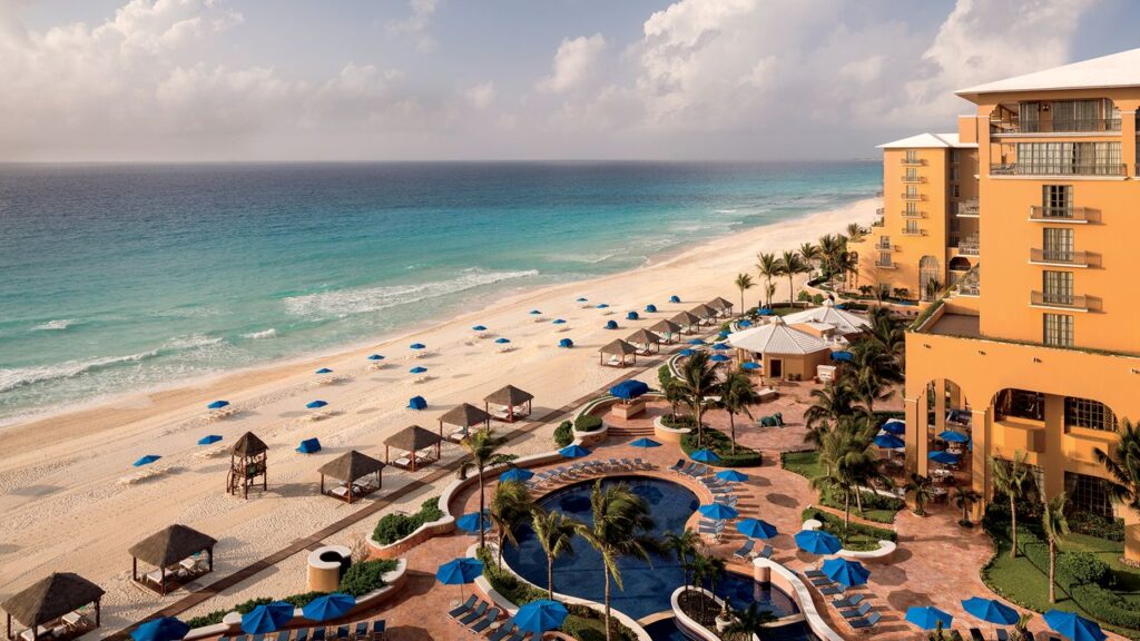 The Best Hotels in Cancún, Mexico, From Classic Resorts to Modern Luxury The Best Hotels in Cancún, Mexico, From Classic Resorts to Modern Luxury