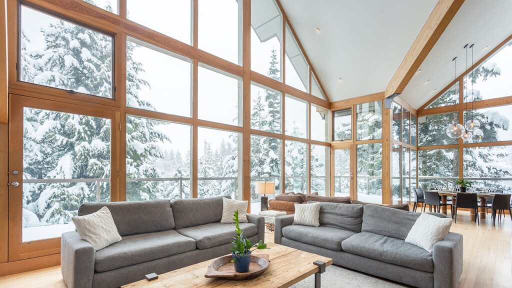 There are 18 best Airbnbs to choose from for ski vacations. From Vermont all the way up to Canadian Rockies. 18 Best Airbnbs for Ski Vacations, From Vermont to the Canadian Rockies