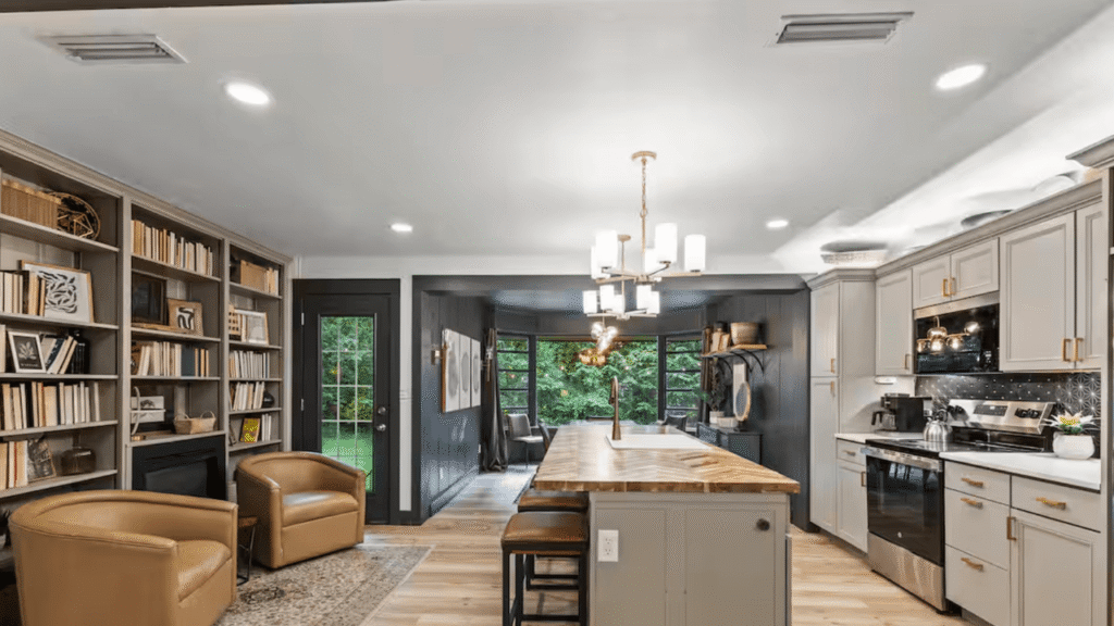 Best Game Day Accommodations Near University of Florida The Best Game-Day Airbnbs Near the University of Florida