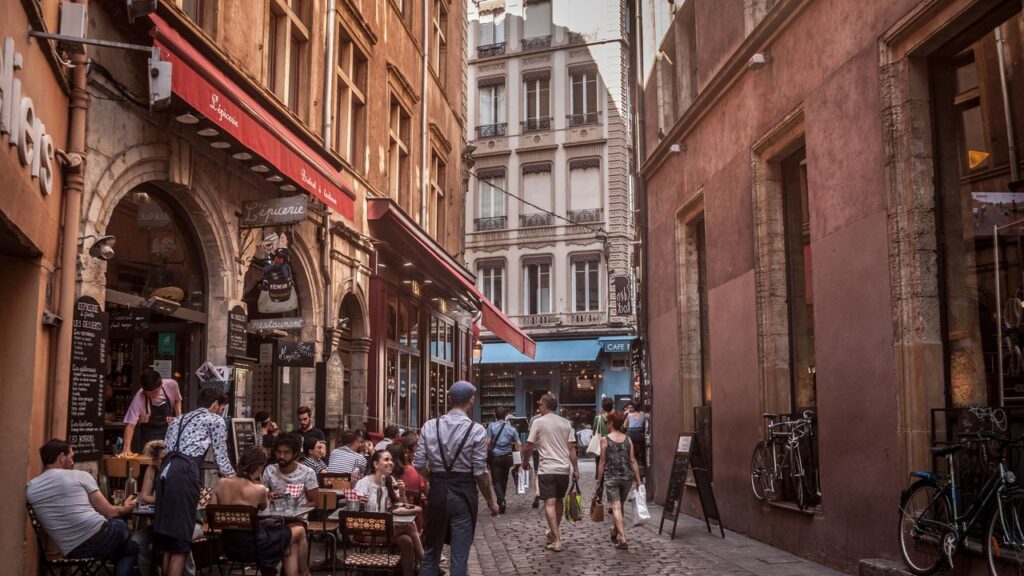 The Best Restaurants in Lyon, From Market Halls to White-Tablecloth Dining Rooms