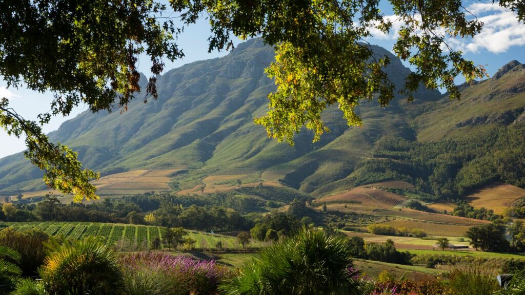 Seven Best Family Vacation Spots Around the World 7 Best Family Vacation Spots in the World